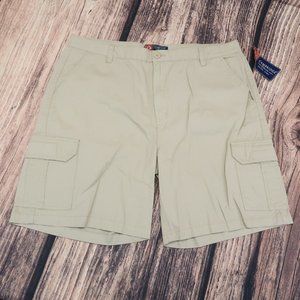 NWT CAMBRIDGE CLASSICS Mens Size 40 Khaki Cargo Pants Shorts